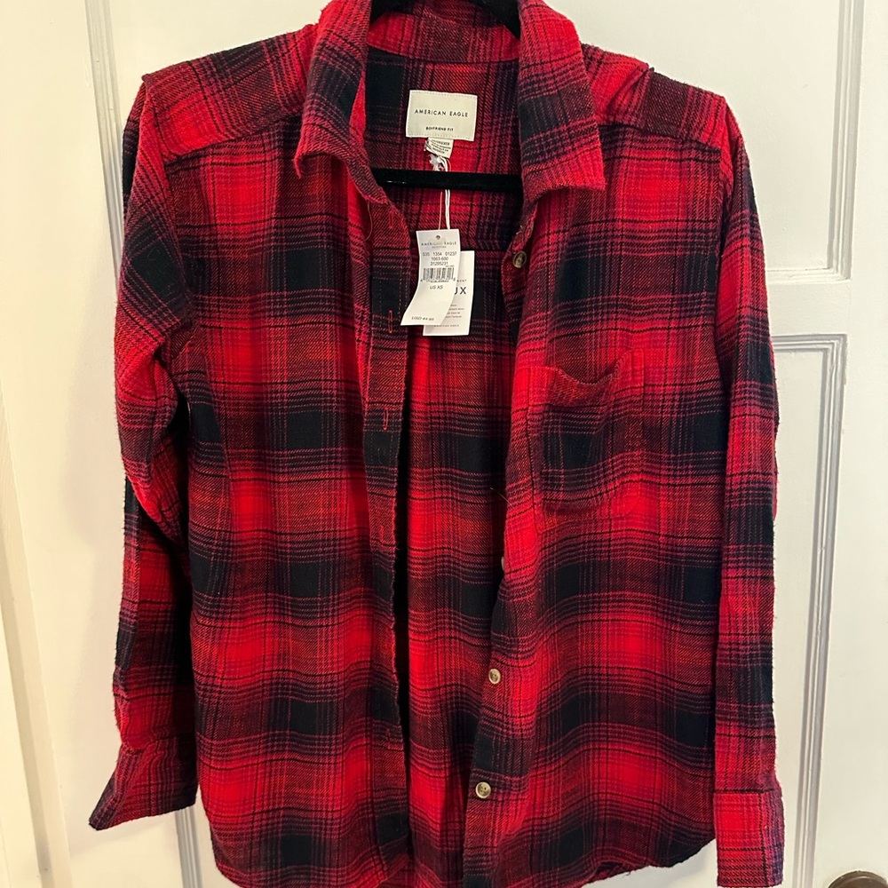 NWT American Eagle red buffalo plaid shirt size XS